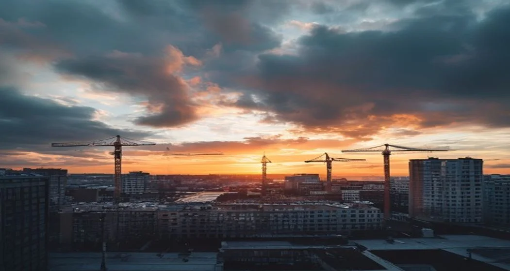 Warszawski rynek biurowy zamarł - w budowie najmniej biur od 2011 roku